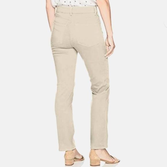 Gloria Vanderbilt Amanda Jeans Khaki Tan Classic Denim 10 Short Beige - Picture 3 of 5